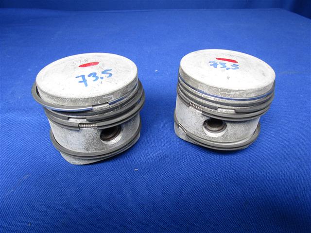 Kolben 73.5 R67,67/2,67/3 Paar original "Mahle" 5 Ringe komplett mit Bolzen und Ringe Altbestand