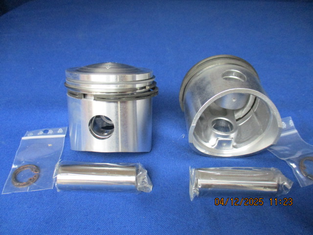 Kolben 74.0 125mm R60/2 komplett mit Bolzen und Ringe Preis ist pro Stück Zubehör