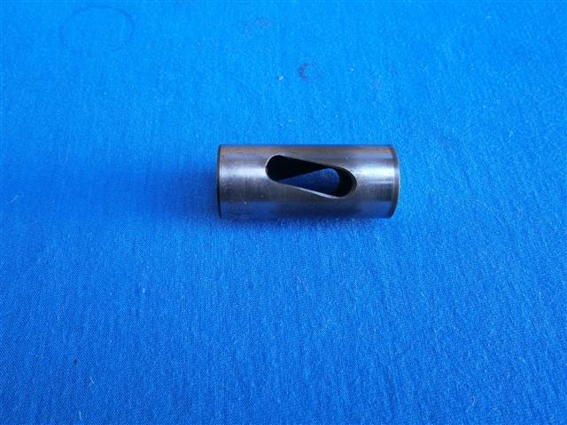 Stößel 50/5,60/5,75/5,75/6 alte Ausführung schräge Schlitze gebraucht













