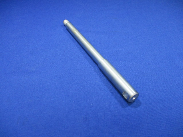 Steckachse vorn (17mm) R45,65,65LS,80ST