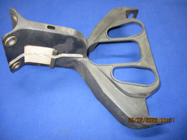 Verkleidungshalter K75S