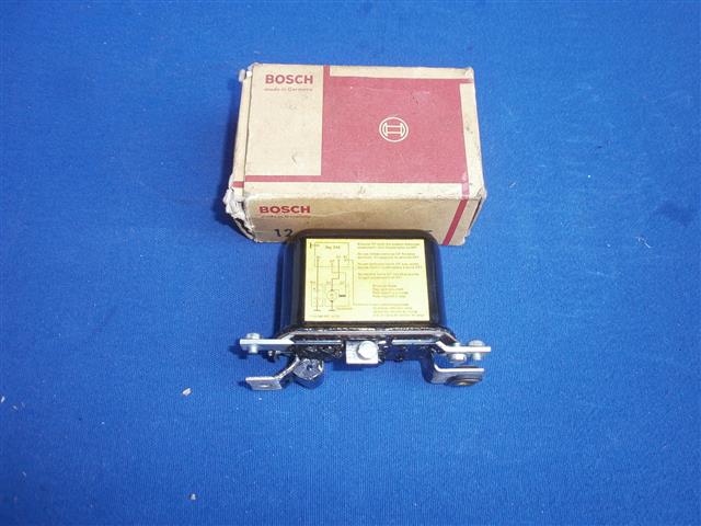 Regler R50/2,60/2,50S,69S 12V Gleichstrom original Bosch (NOS)